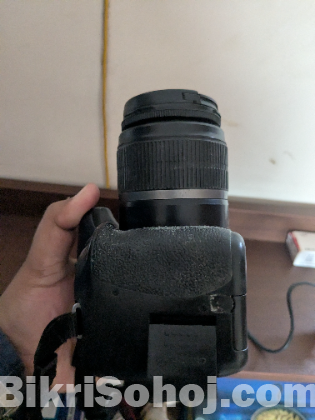 DSLR Camera